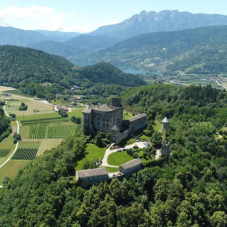 Castel Pergine Hotel Pergine Valsugana Buitenkant foto