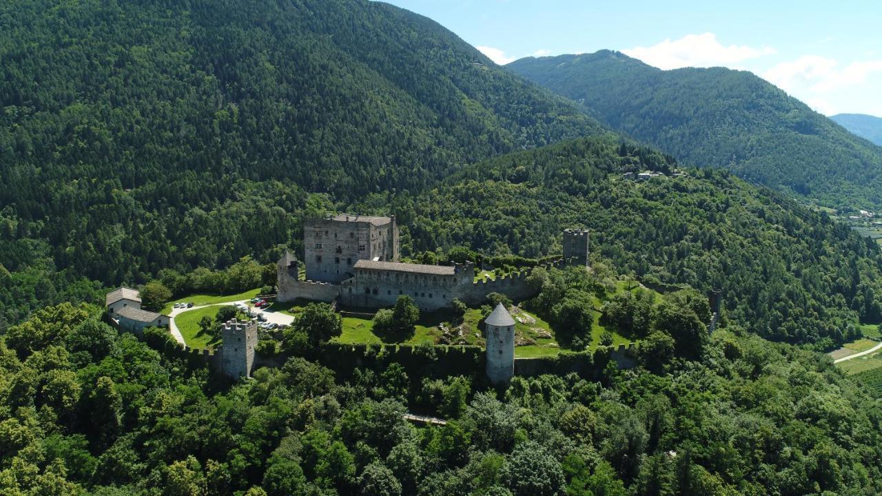 Castel Pergine Hotel Pergine Valsugana Buitenkant foto