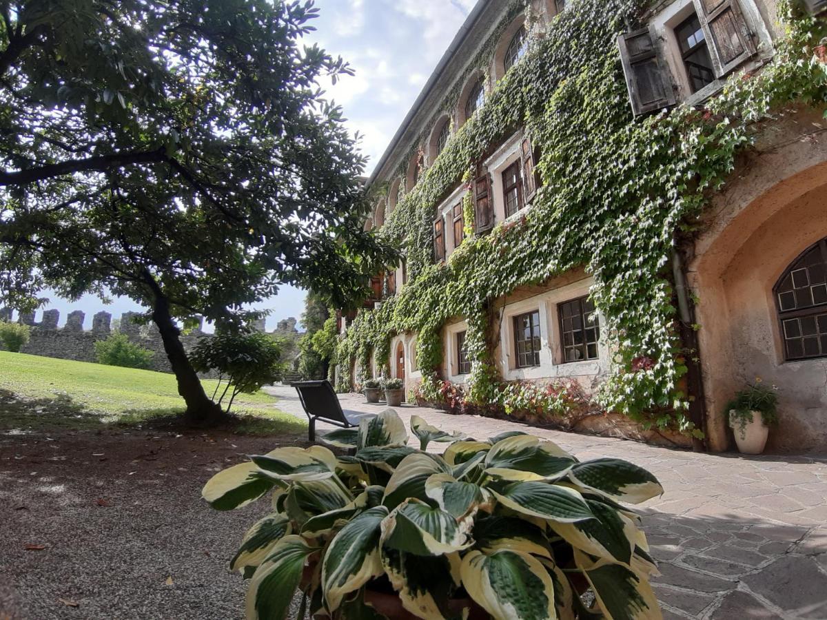 Castel Pergine Hotel Pergine Valsugana Buitenkant foto