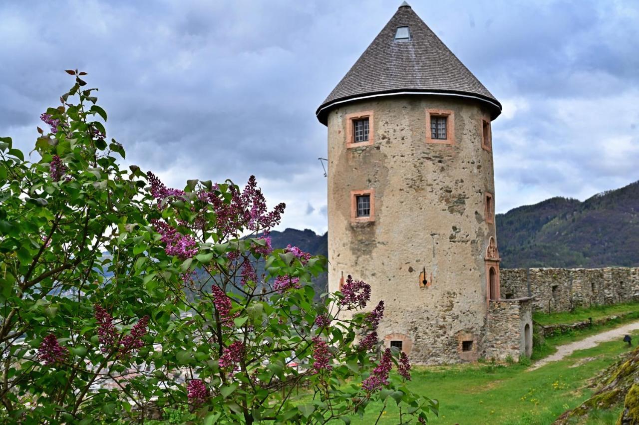 Castel Pergine Hotel Pergine Valsugana Buitenkant foto