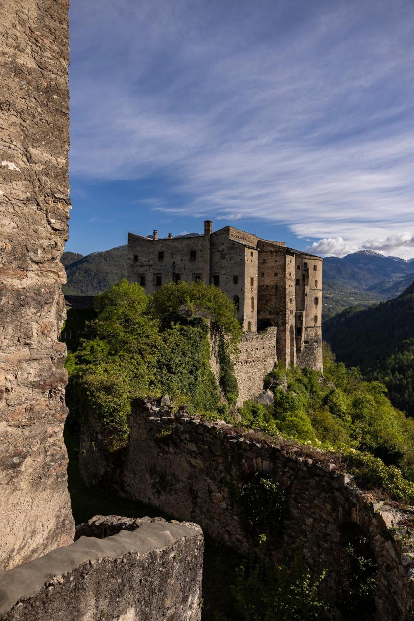 Castel Pergine Hotel Pergine Valsugana Buitenkant foto