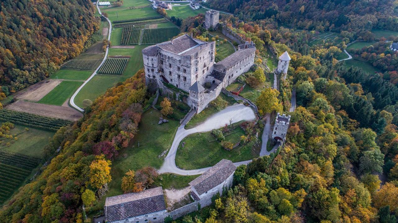 Castel Pergine Hotel Pergine Valsugana Buitenkant foto